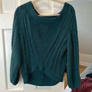 Green express sweater